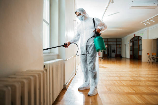 Best Pest Prevention Services  in East Dubuque, IL
